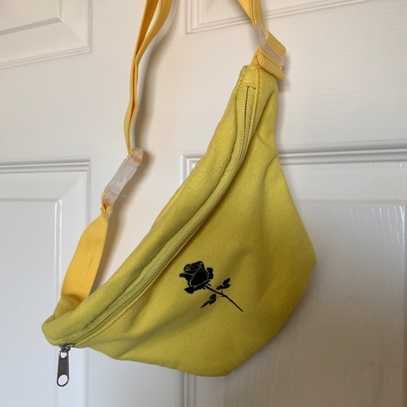 Tilly's Handbags - Yellow Rose - Fanny Pack (Tilly’s) Tilly's Handbags - Yellow Rose - Fanny Pack (Tilly’s)